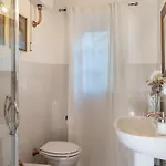 Casa La Fenice 8&2, Emma